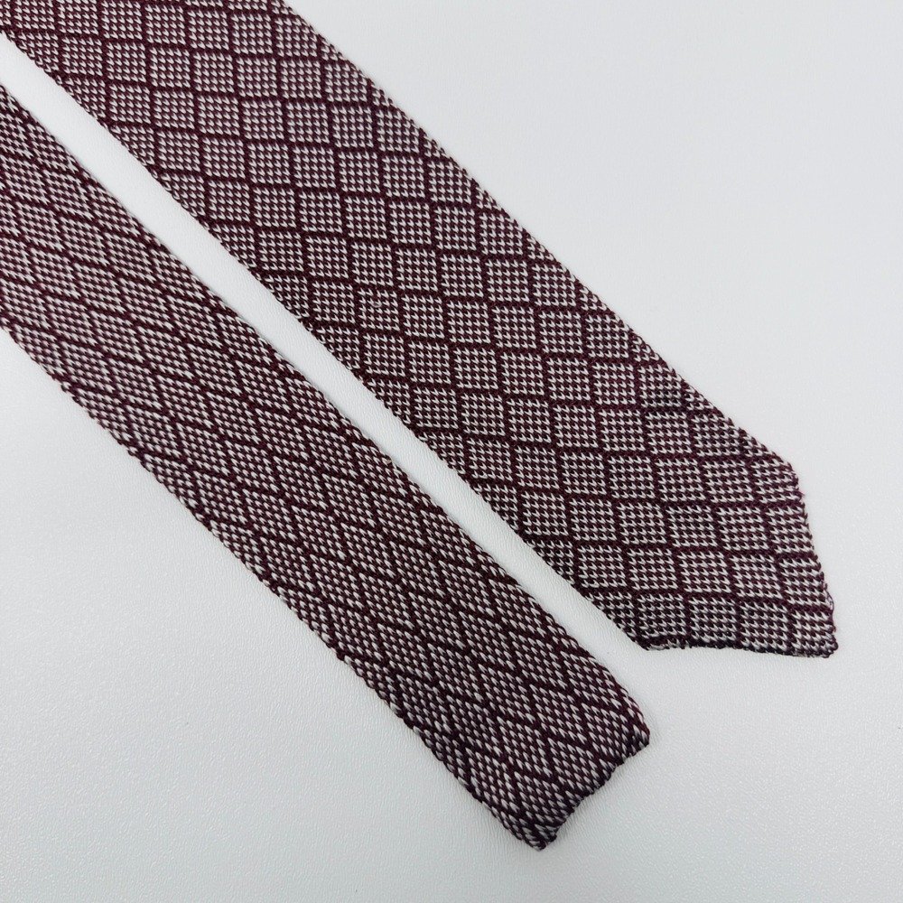 Giorgio Armani Mens Knit Tie Burgundy White Diamond Pattern Silk Blend Italy